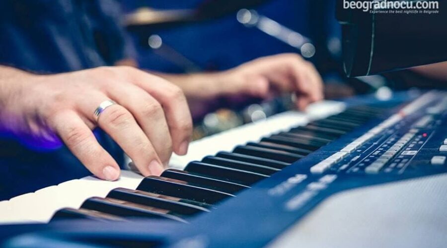 Bend za svadbe i proslave Beograd - Republika bend