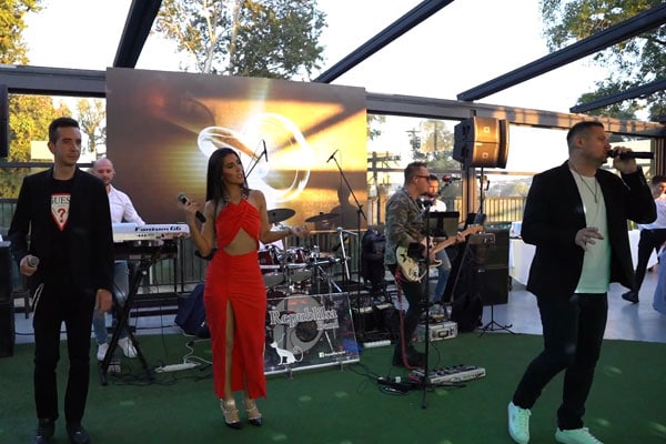 Bend za svadbe i proslave Beograd - Republika bend